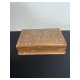 8ï¿½x5ï¿½ vintage hand carved wooden box