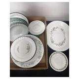 Corelle Callaway pattern, featuring a green ivy