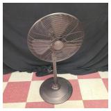 Hunter 16' Floor fan