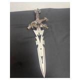 12ï¿½ dragon dagger, dragon wing is broke off see