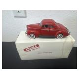 1/24 scale Danbury Mint 1940 Ford Deluxe Coupe