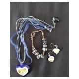 Glass necklace, bracelet and earrings
