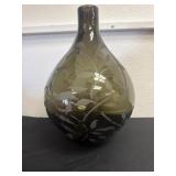 16ï¿½ olive-green glass vase