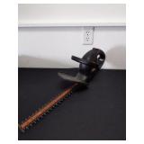 Black &Decker 16 in trimmer