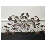 39in Metal Wire Floral Wall Decor