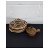 9.5  inch stoneware pot with lid