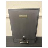 16ï¿½x11ï¿½x5ï¿½ metal lock box