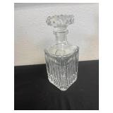 10ï¿½ glass decanter
