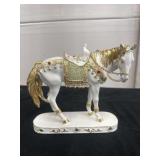 6ï¿½ decorative white resin horse statue featuring