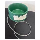 Heated water bowl