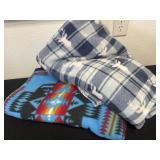 2 throw blankets