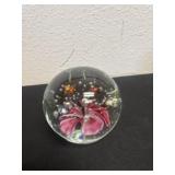 3ï¿½ vintage Murano beer and flower paper weight