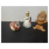 Vintage slat shaker and figurine Japan enesco