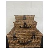 Set of 3 wicker basket trunk sets very cute