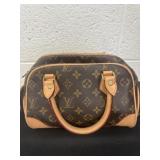 Louis Vuitton bag please preview