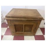 26x28x18 Vintage Wood Swivel Top White Clad Ice