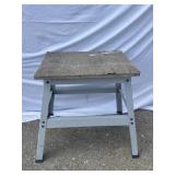 26x25x19 Workbench table
