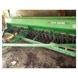 452 John Deere double disk drill
