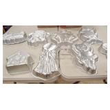Wilton Cake Pans (8)
