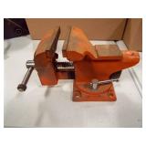 Metal Vise