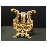 Magazine Stand; Brass look; Music design