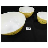 Pyrex Shenandoah Mixing Bowl Set