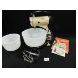 Sunbeam Mixmaster Mixer with Two Bowls
