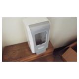 3 Towel Dispenser, 20-Tissue Dispenser, new