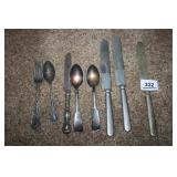 8 pieces of Silverware