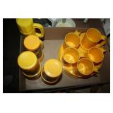 Yellowjacket Cups - approx 20