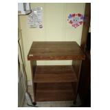 Kitchen cart with rollers