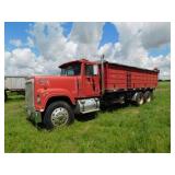 1976 International Trans Star 4300 truck,