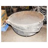 CASTIRON POT