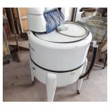 WASHING MACHINE MAYTAG WORKS