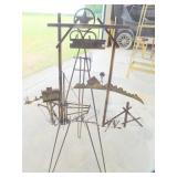 Easel w/Brass art Easel w/Brass art