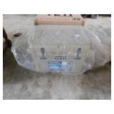 Yeti Tundra 35 ice chest Yeti Tundra 35 ice chest