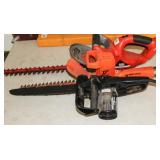 Black & Decker 22" Lithium Hedge Clippers Black & Decker 22" Lithium Hedge Clippers