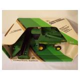 Ertl John Deere 9600 Combine, in box
