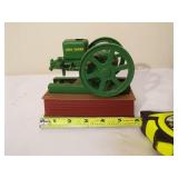 1994 Ertl John Deere "E" Engine, in box