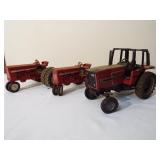 International Tractors (3)