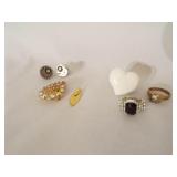 Cuff Links, Pendants, Rings (6)