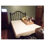 Iron Headboard-Full Size, Black w/bed rails