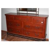 Dresser wit Metal base and Legs; 7 Drawers