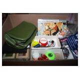 Cards, Yoyos.Thimble,puzzle,small balls,FlagMounts