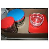 Glass Pyrex Dishes; Round and Rectangle w/lids