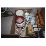 Scentsy Items. Scents, pots