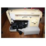 Singer Sewing machine with Cover-Pedal and cord