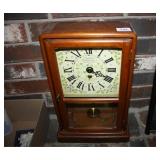 New England Clock-Farmington Conneticut; has key