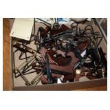 easels-25+ Various Colors and styles