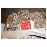 PLASTICS PLUGS, METAL COUPLERS